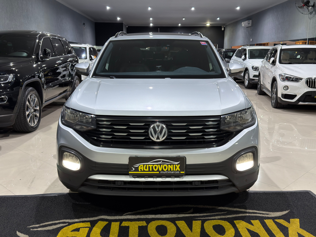 Volkswagen T-Cross Prata
