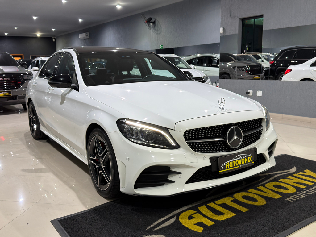 Mercedes Benz C-300 Branco