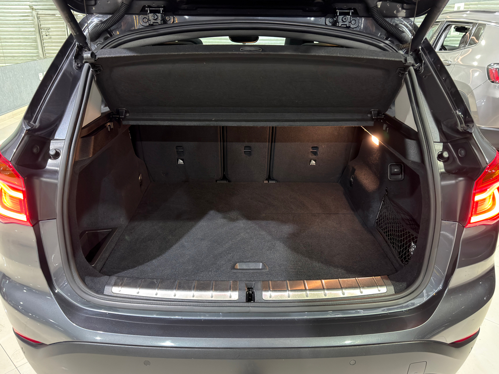 BMW X1 Cinza