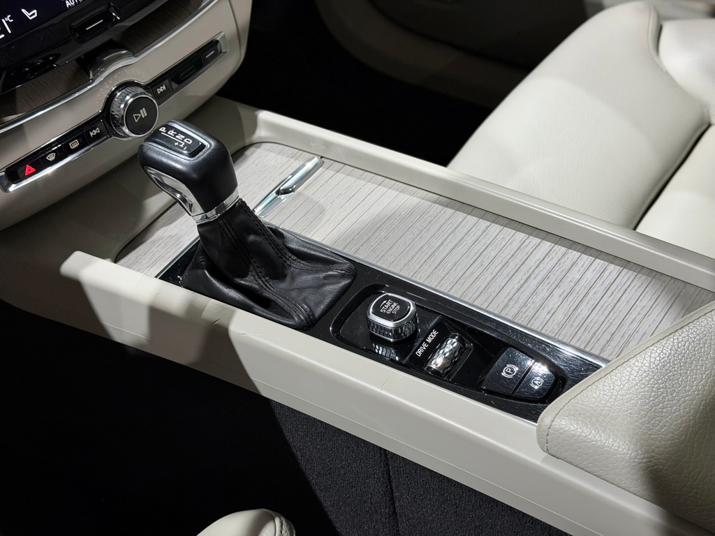 Volvo XC60 Bege