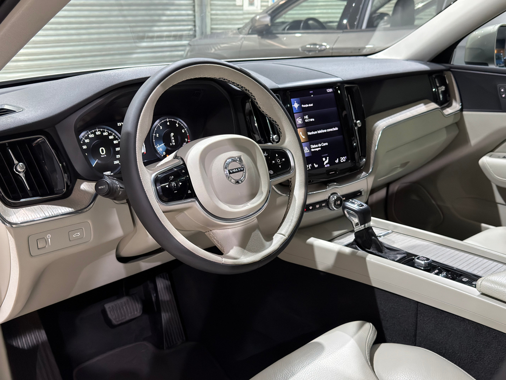 Volvo XC60 Bege