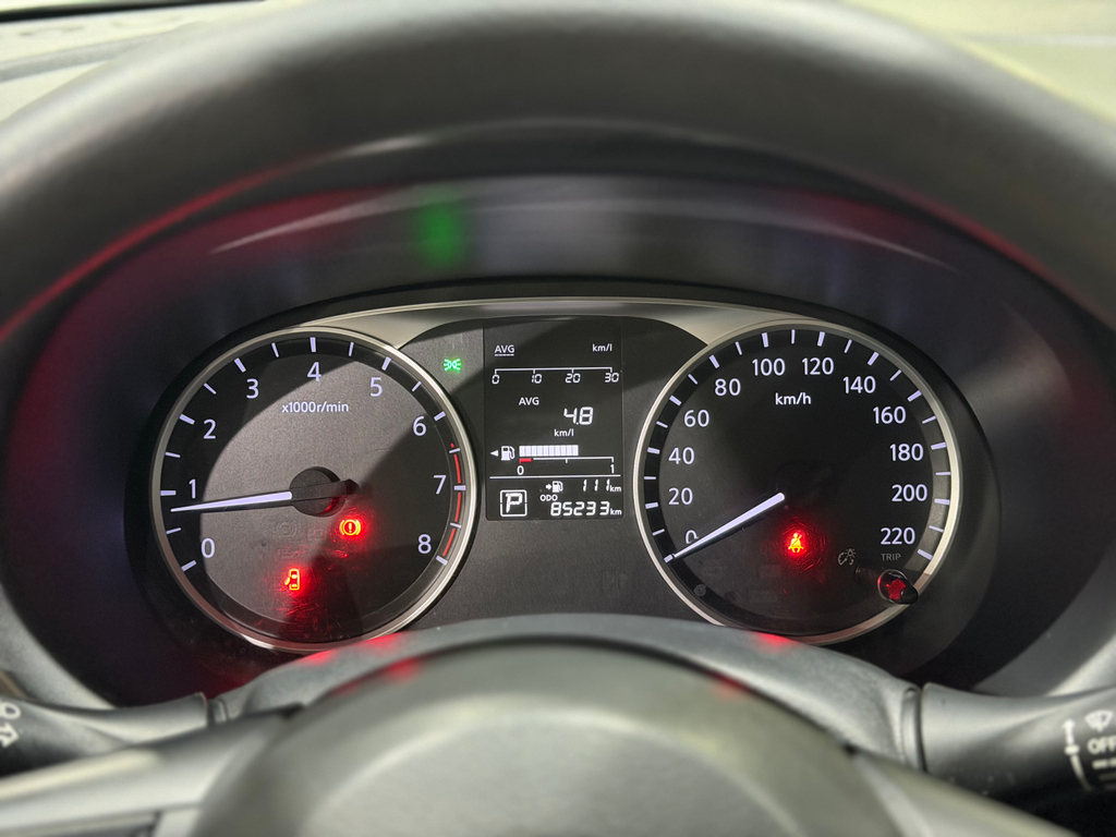 Nissan Kicks Branco