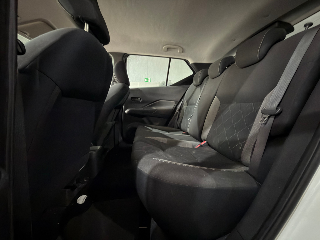 Nissan Kicks Branco
