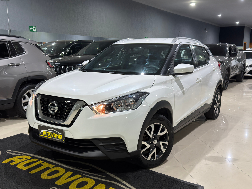 Nissan Kicks Branco