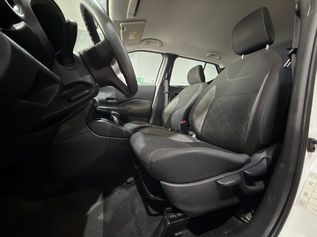 Nissan Kicks Branco