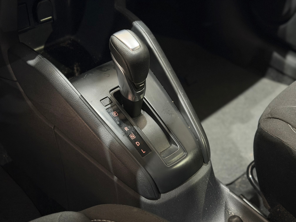 Nissan Kicks Branco