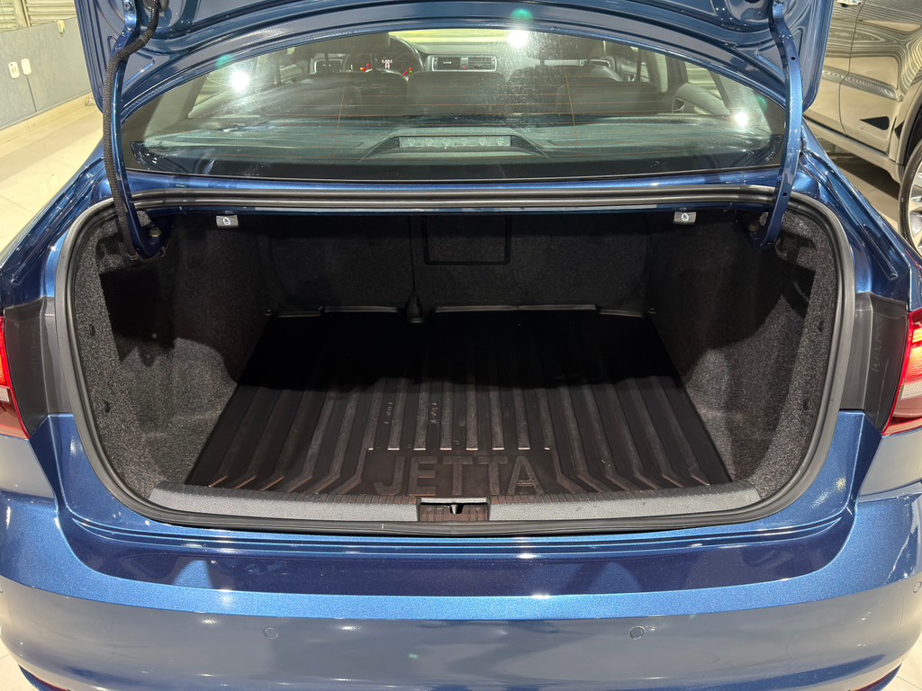 Volkswagen Jetta Azul