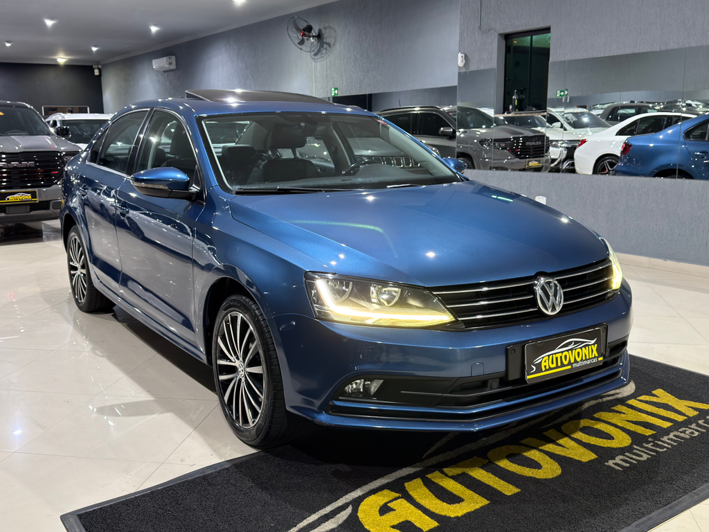 Volkswagen Jetta Azul
