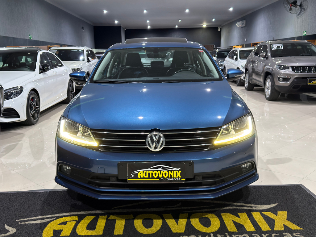 Volkswagen Jetta Azul