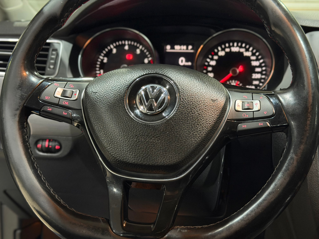 Volkswagen Jetta Azul