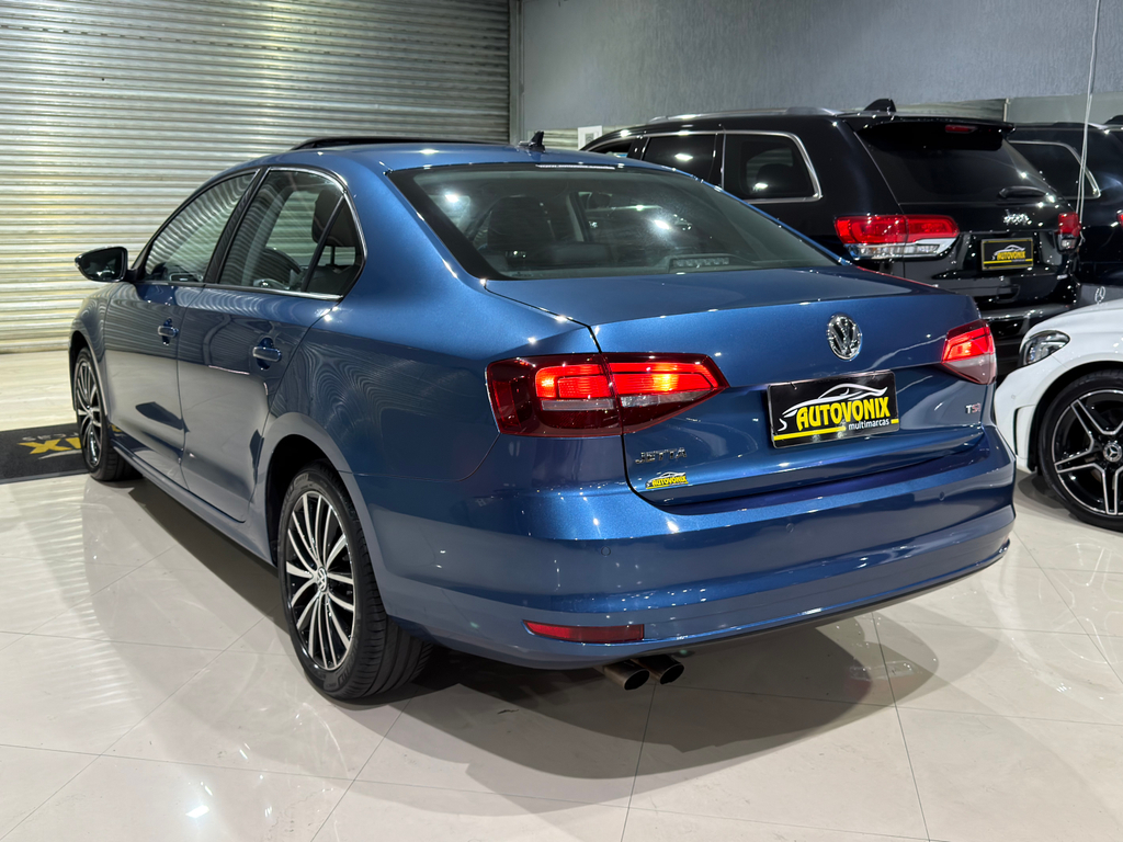 Volkswagen Jetta Azul
