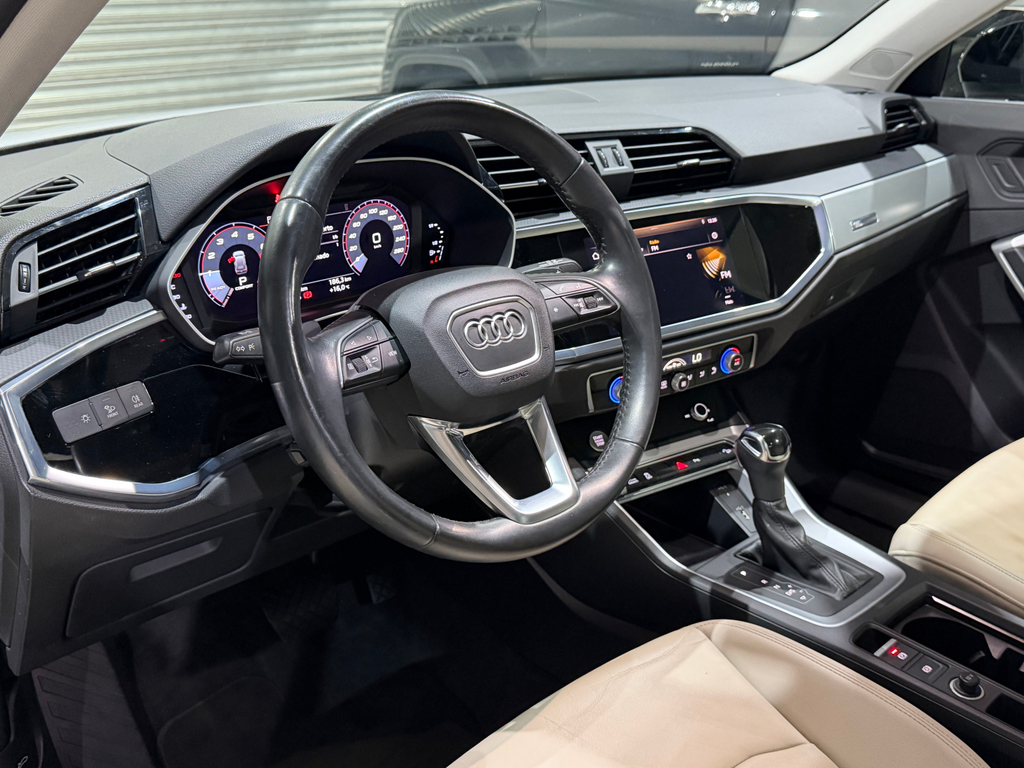Audi Q3 Branco