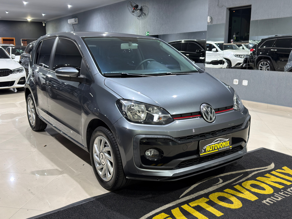 Volkswagen Up! Cinza