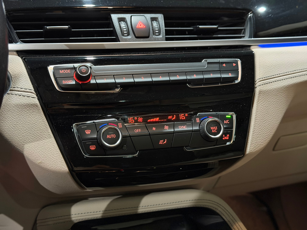 BMW X1 Preto