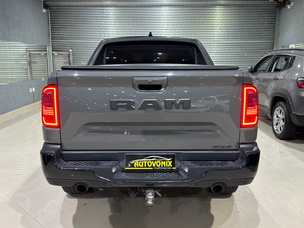 Ram RAMPAGE Cinza