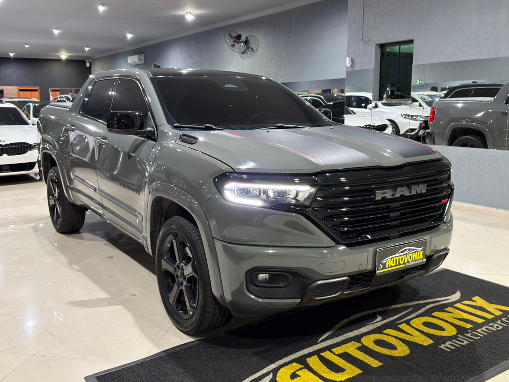 Ram RAMPAGE Cinza