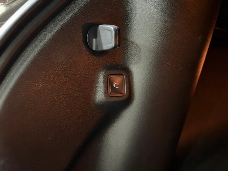 Jeep Compass Marrom