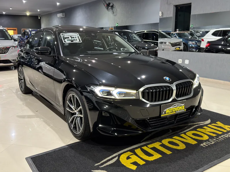 BMW 320i Preto