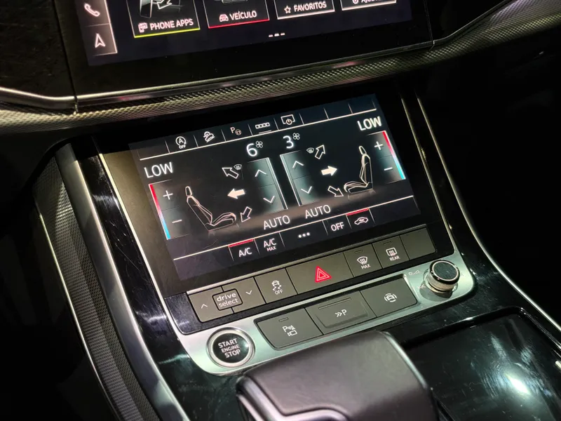 Audi Q7 Cinza
