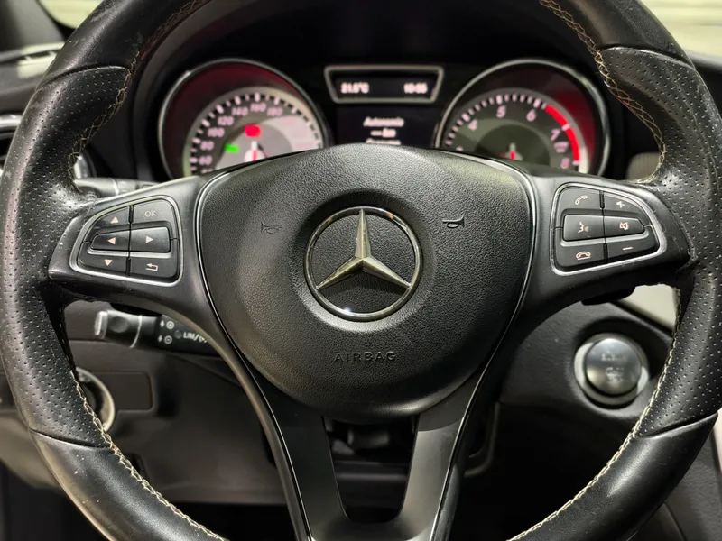 Mercedes Benz GLA-250 Branco