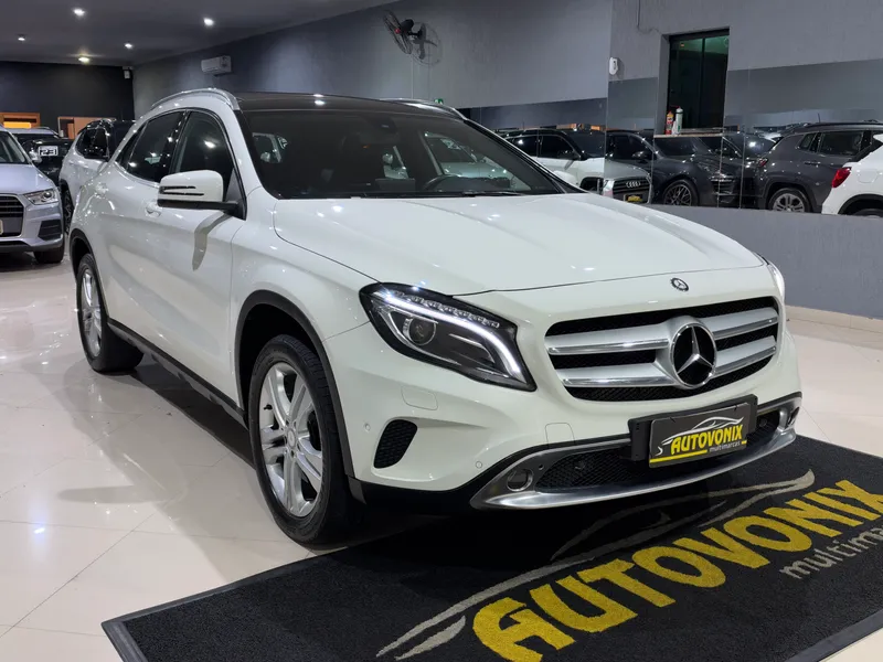 Mercedes Benz GLA-250 Branco