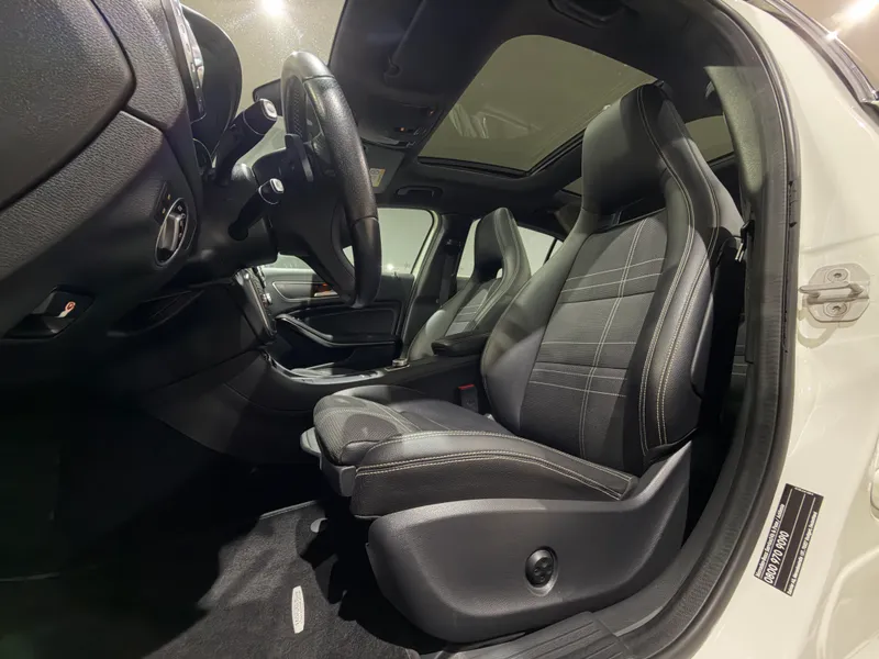 Mercedes Benz GLA-250 Branco