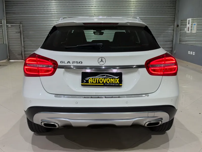 Mercedes Benz GLA-250 Branco