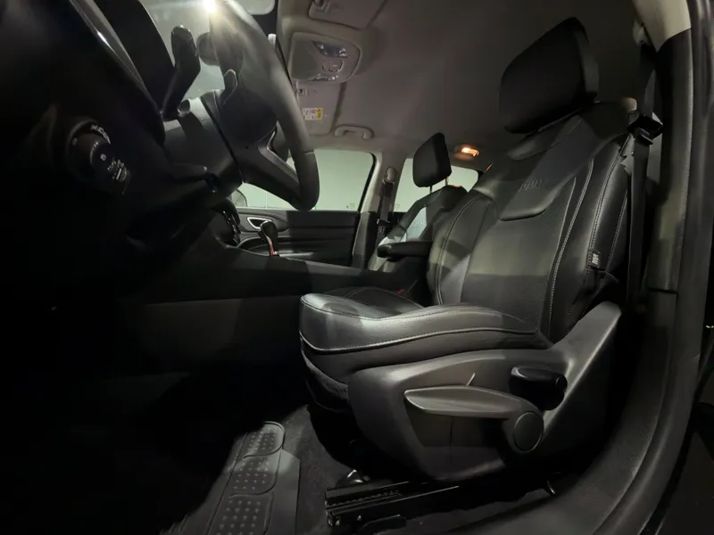 Jeep Compass Preto