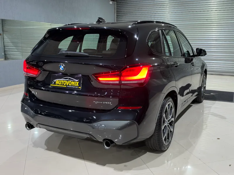 BMW X1 Preto