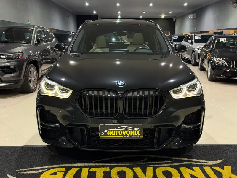 BMW X1 Preto