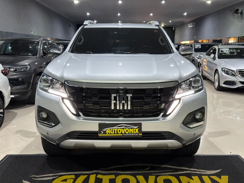 Fiat Titano Cinza