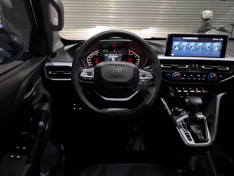 Fiat Titano Cinza