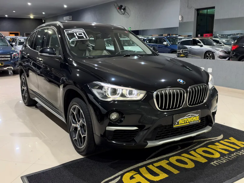 BMW X1 Preto