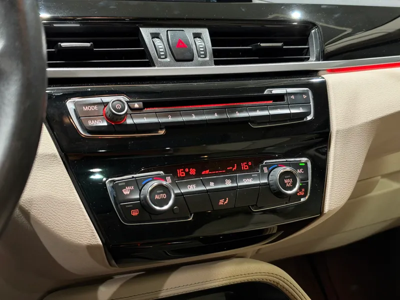BMW X1 Preto