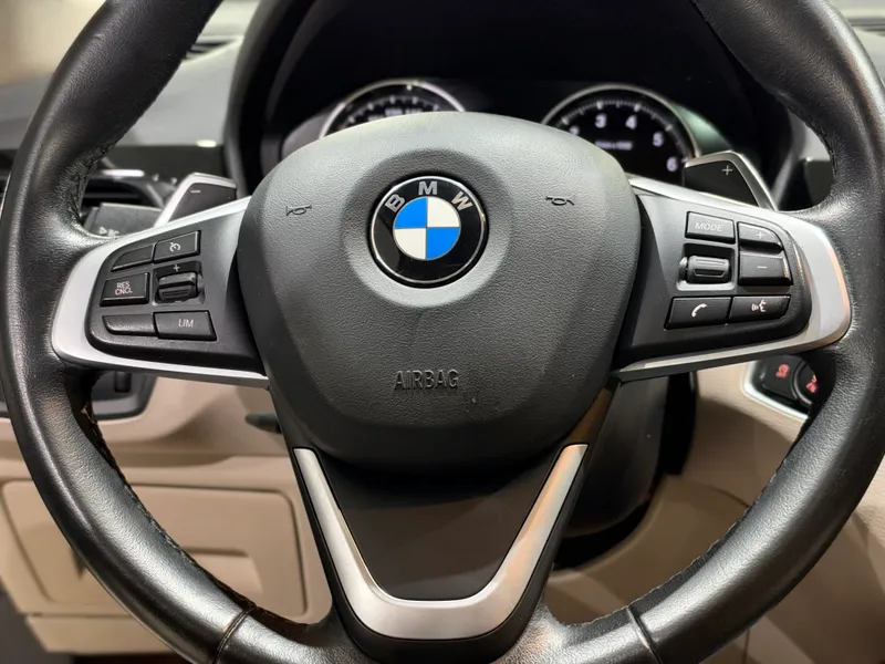 BMW X1 Preto