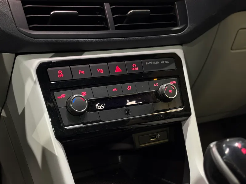 Volkswagen T-Cross Branco