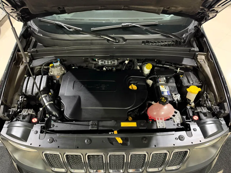 Jeep Renegade Preto