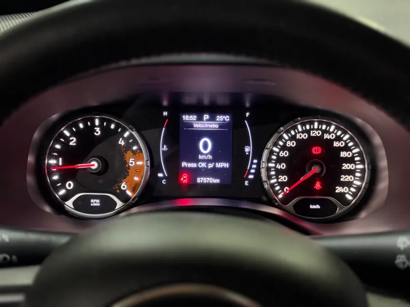 Jeep Renegade Preto