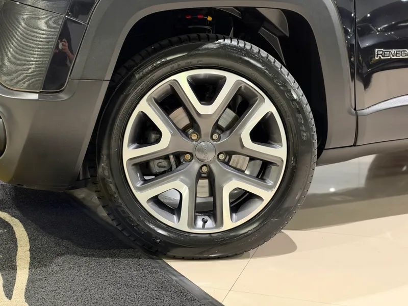 Jeep Renegade Preto