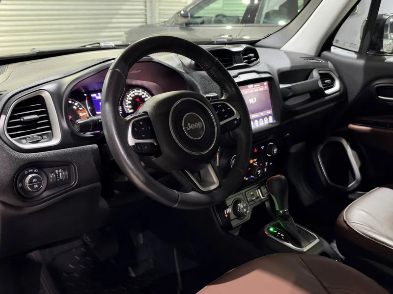 Jeep Renegade Preto