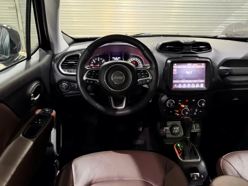 Jeep Renegade Preto