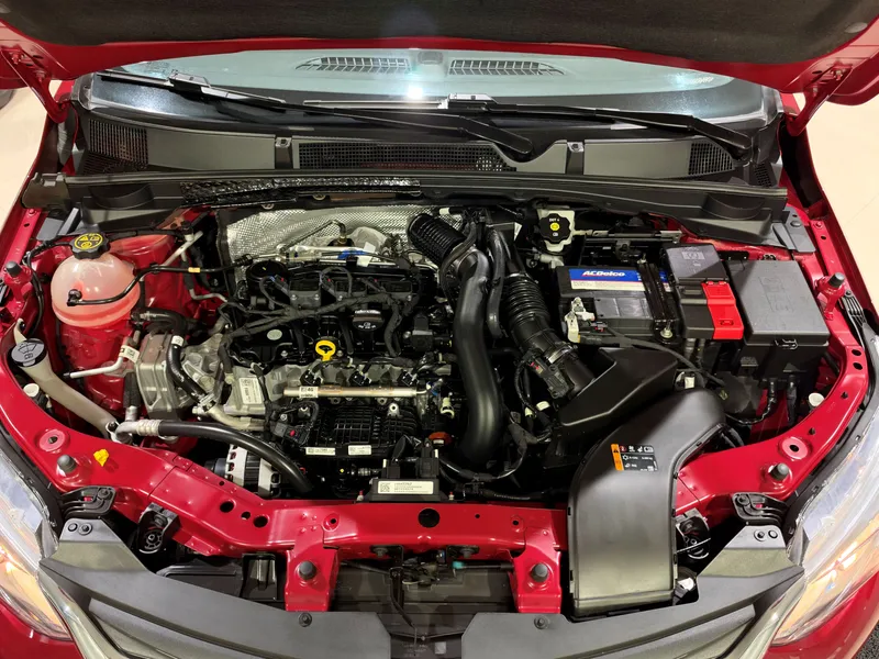 Chevrolet Onix Vermelho