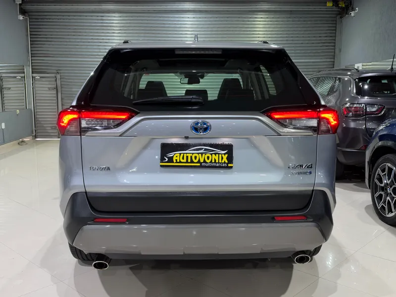 Toyota RAV4 Prata