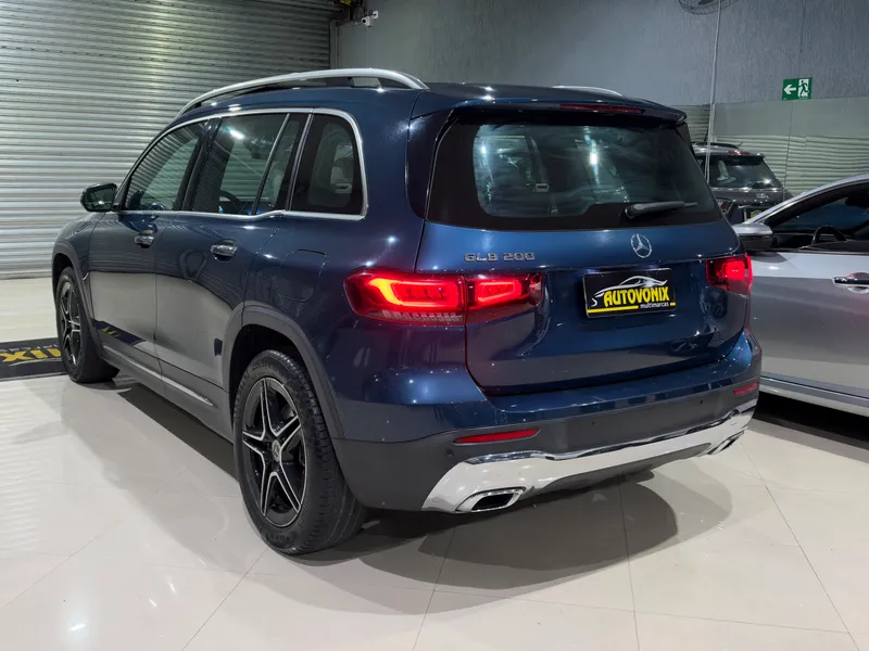 Mercedes Benz GLB 200 Azul