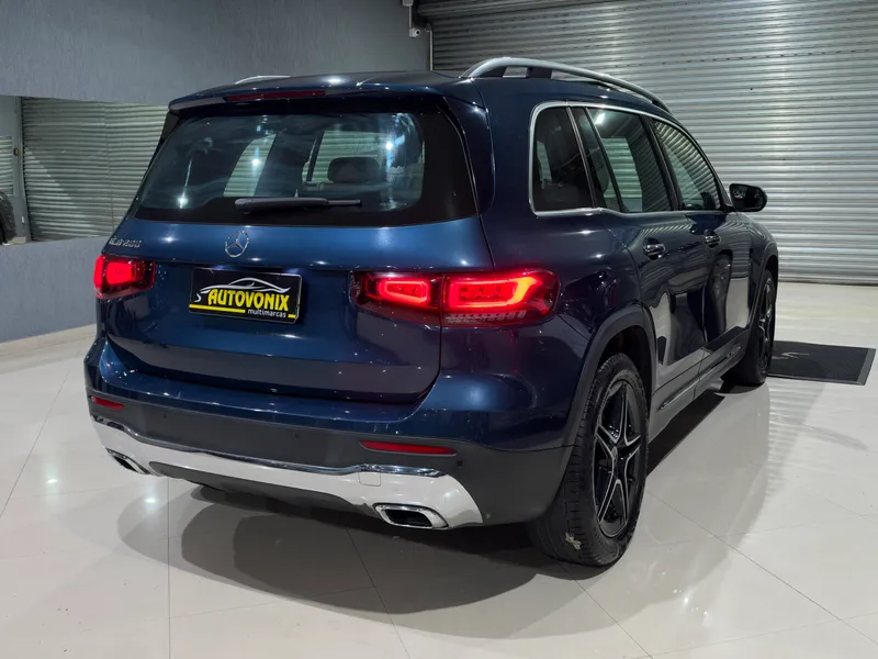 Mercedes Benz GLB 200 Azul