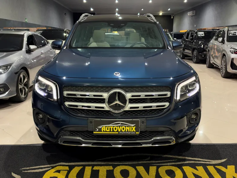 Mercedes Benz GLB 200 Azul