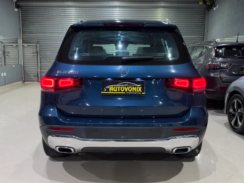 Mercedes Benz GLB 200 Azul