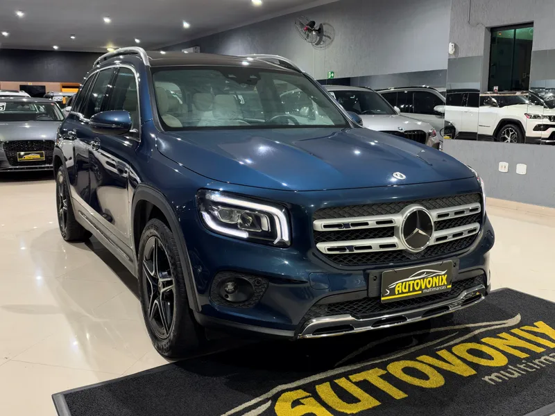 Mercedes Benz GLB 200 Azul