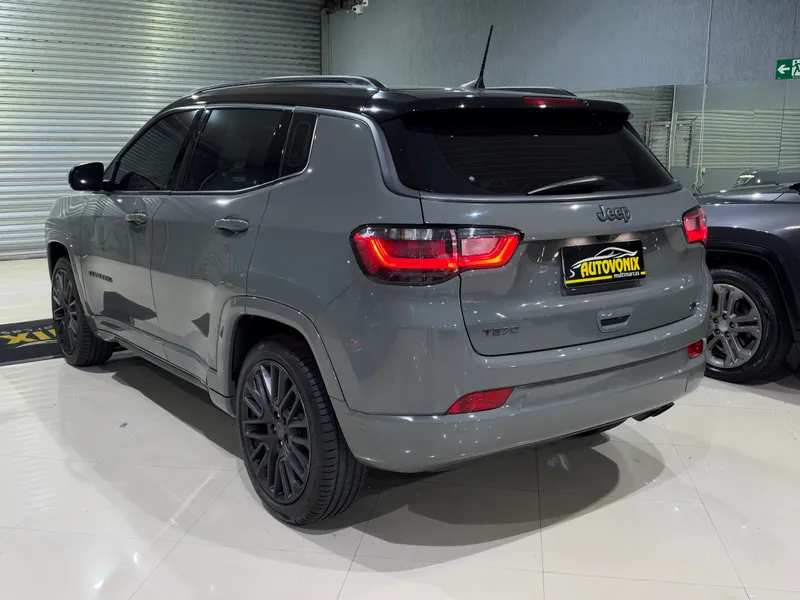 Jeep Compass Cinza