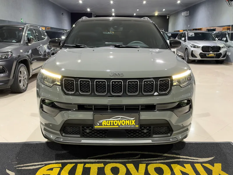 Jeep Compass Cinza